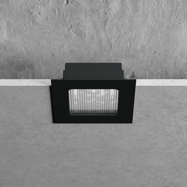 Geniled_Tetris_In_100x100_Microprism_Black_06_image1