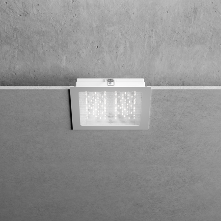 Geniled_Tetris_In_200x200_Microprism_White_06_image1